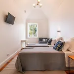 Casa Da Cal - By Casas Na Ilha בית הארחה Câmara de Lobos