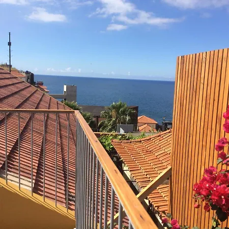 Pensjonat Casa Da Cal - By Casas Na Ilha Câmara de Lobos