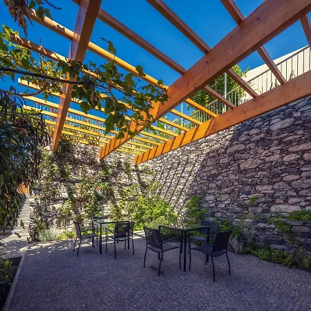 Casa Da Cal - By Casas Na Ilha Pensión Câmara de Lobos