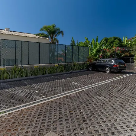 Casa Da Cal - By Casas Na Ilha بيت ضيافة Câmara de Lobos